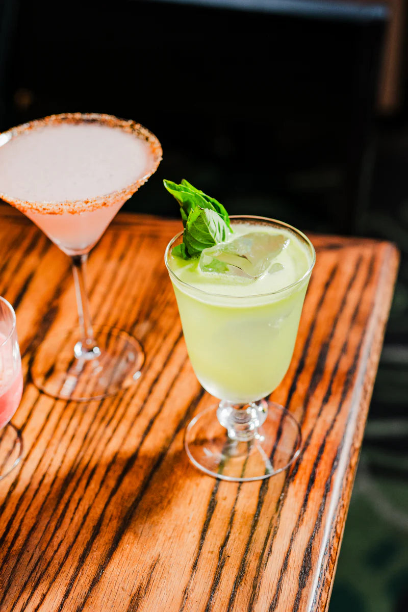Cocktails – Legend